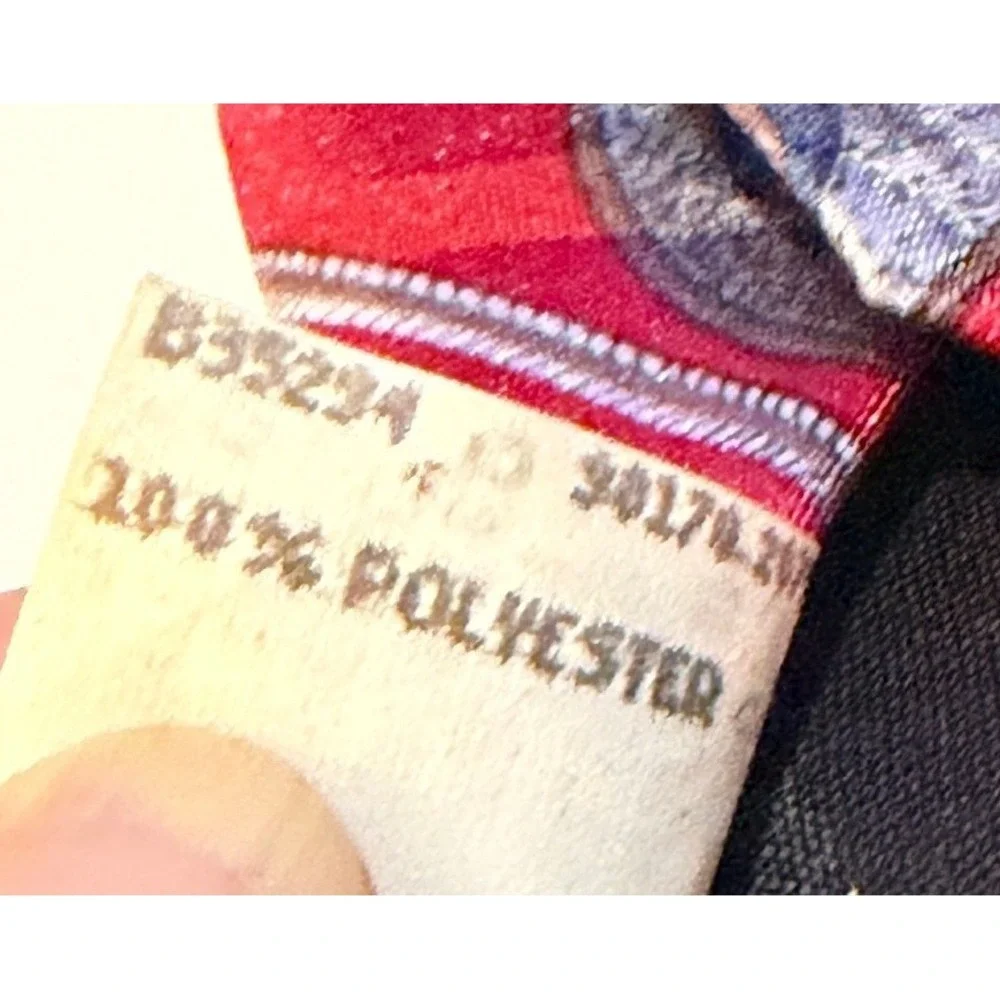 Wembley necktie features